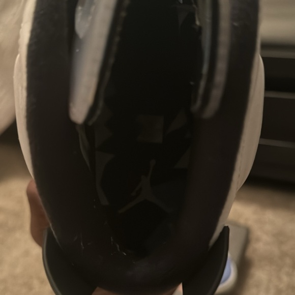 Air Jordan 6 “UNC” - Picture 3 of 6